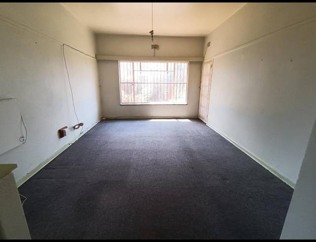 2 BEDROOM PROPERTY TO RENT IN SUNNYRIDGE